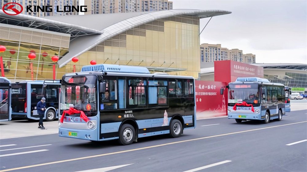 اتوبوس های انرژی نو کینگ لانگ