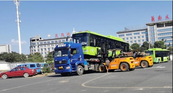 اتوبوس های 36 دستگاهی کینگ طولانی تمام برقی به yiwu تحویل داده شد
