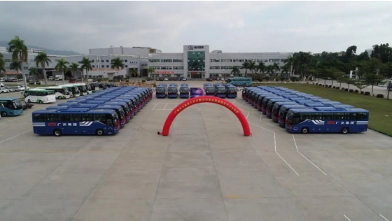 30 دستگاه XMQ6112 به آژانس مسافرتی حمل و نقل گوانگژو تحویل داده شد
